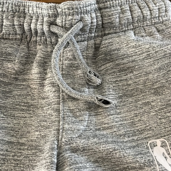 COPY - NBA grey joggers - Picture 6 of 13